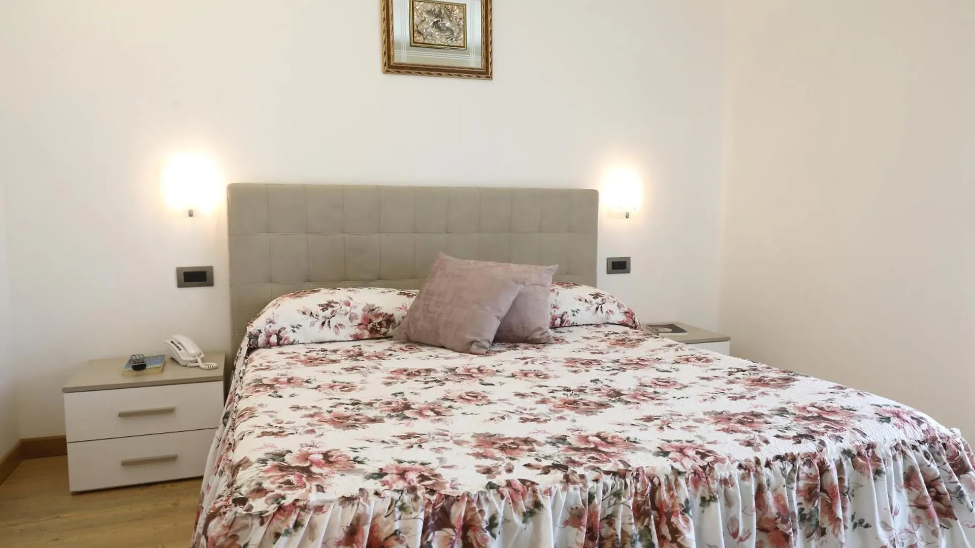 Hotel Albergo Alla Spiaggia Farra d'Alpago Italy